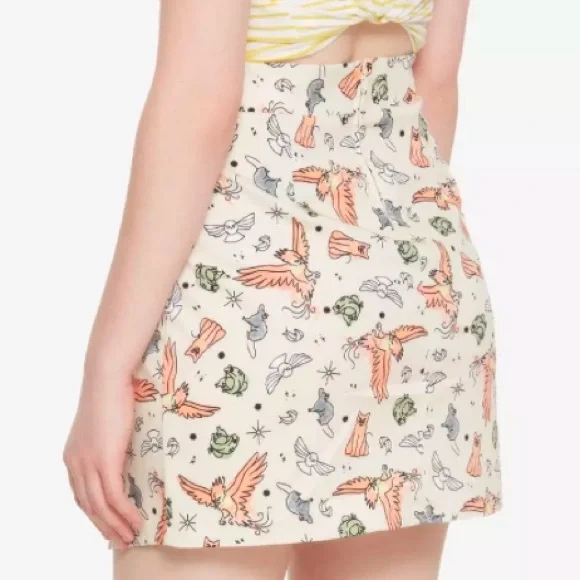 Harry Potter Sketched Magical Pet Print Skirt - Picture 2 of 8